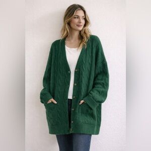 J.crew oversized relaxed wool blend cable knit sweater LG/XL cozy preppy chunky